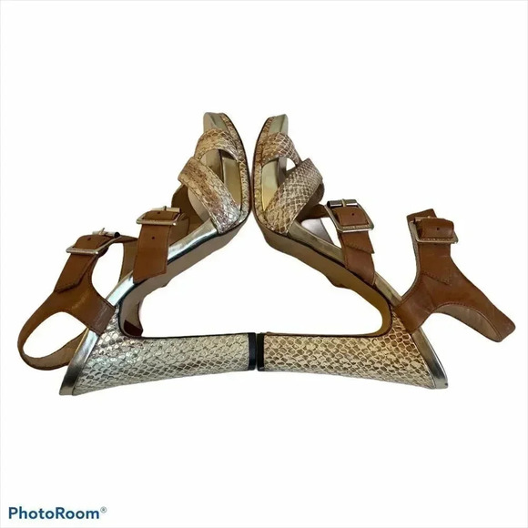 Vince Camuto Snake Skin Platform Adjustable Strap - Picture 7 of 10